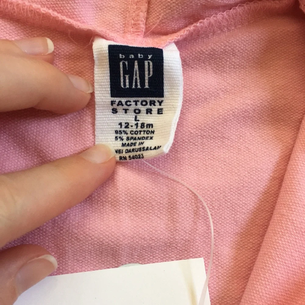 GAP light pink